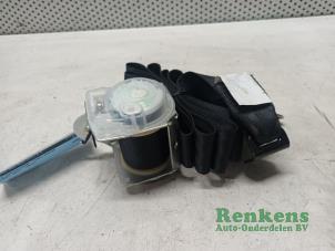 Usados Cinturón de seguridad izquierda detrás Suzuki Swift (ZA/ZC/ZD) 1.6 Sport VVT 16V Precio € 30,00 Norma de margen ofrecido por Renkens Auto-Onderdelen B.V.