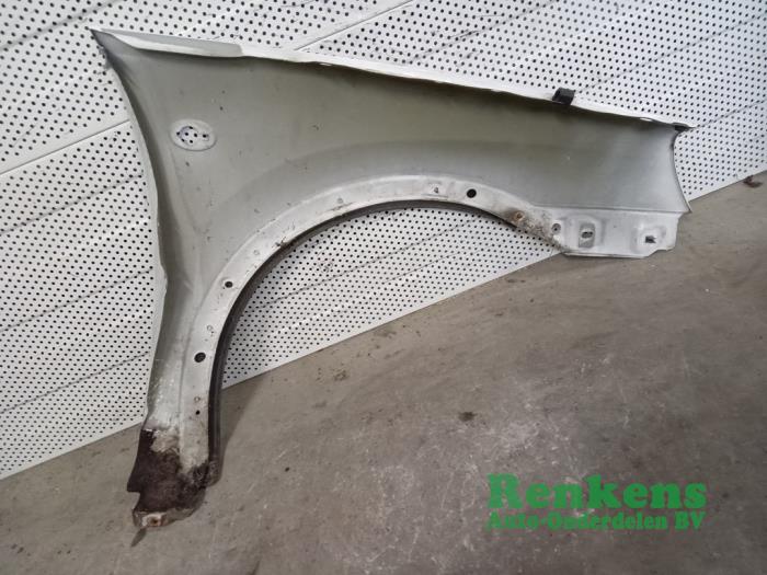 Front wing, left from a Opel Combo (Corsa C) 1.7 DI 16V 2003