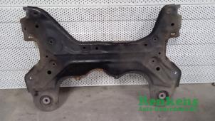 Subframe from a Volkswagen Golf IV (1J1) 1.4 16V 2002