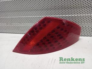 Used Taillight, right Peugeot 307 CC (3B) 2.0 16V Price on request offered by Renkens Auto-Onderdelen B.V.