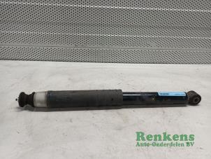 Used Rear shock absorber, left Renault Clio IV (5R) 1.5 Energy dCi 90 FAP Price € 15,00 Margin scheme offered by Renkens Auto-Onderdelen B.V.