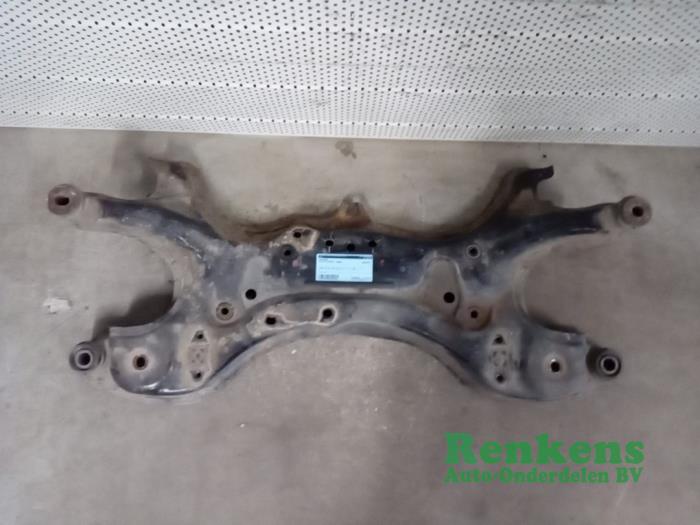 Used Subframe Toyota Avensis Wagon (T25/B1E) 1.8 16V VVT-i Price € 65,00 Margin scheme offered by Renkens Auto-Onderdelen B.V.