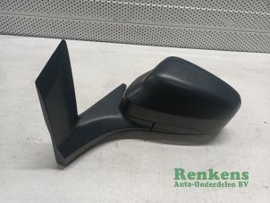 Used Wing mirror, left Ford Transit Courier 1.5 TDCi 75 Price on request offered by Renkens Auto-Onderdelen B.V.