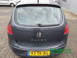 Used Tailgate handle Seat Altea (5P1) 2.0 FSI 16V Price on request offered by Renkens Auto-Onderdelen B.V.