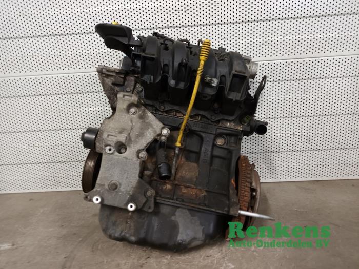 Motor de un Renault Twingo II (CN) 1.2 16V 2009