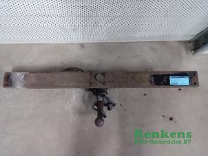 Used Towbar Mercedes E diesel (W124) 3.0 D,TD Price on request offered by Renkens Auto-Onderdelen B.V.