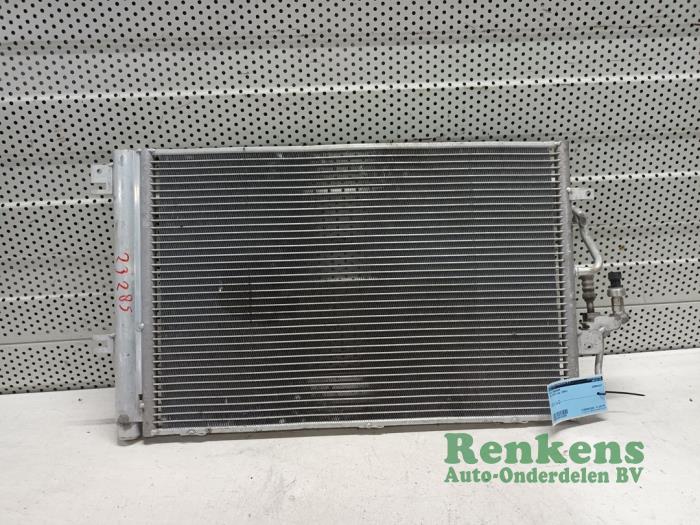 Gebrauchte Klima Kondensor Opel Astra H (L48) 1.6 16V Twinport Preis € 35,00 Margenregelung angeboten von Renkens Auto-Onderdelen B.V.