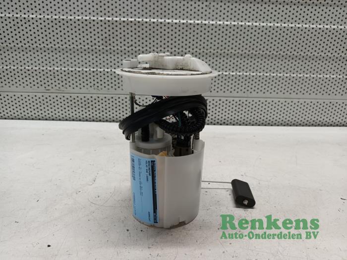 Usagé Pompe essence Volvo S40 (MS) 2.4 20V Prix sur demande proposé par Renkens Auto-Onderdelen B.V.