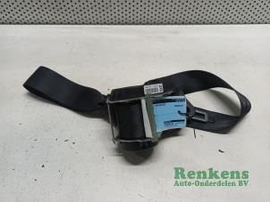 Used Rear seatbelt, left Peugeot 208 I (CA/CC/CK/CL) 1.6 Blue HDi 100 Price € 35,00 Margin scheme offered by Renkens Auto-Onderdelen B.V.