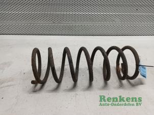 Used Rear coil spring Ssang Yong Rexton 2.7 Xdi RX/RJ 270 16V Price € 30,00 Margin scheme offered by Renkens Auto-Onderdelen B.V.