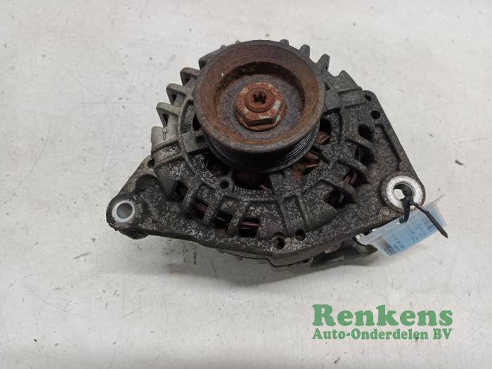 Usagé Dynamo Audi A6 (C5) 2.4 V6 30V Prix € 40,00 Règlement à la marge proposé par Renkens Auto-Onderdelen B.V.