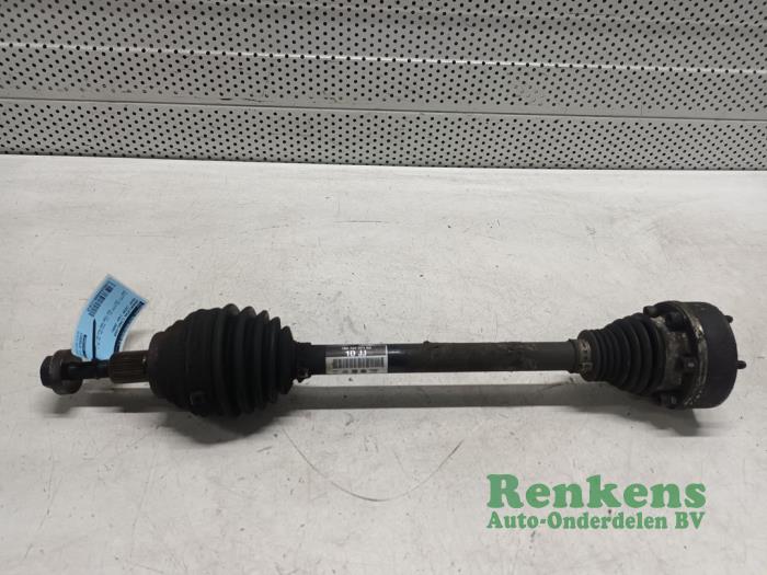 Front drive shaft, left from a Seat Leon (1P1) 1.6 2008