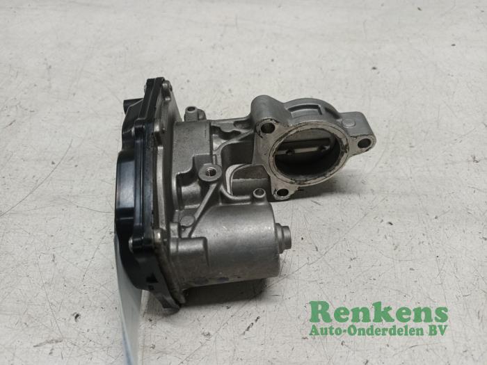 Gebrauchte AGR Ventil BMW 1 serie (F40) 116d 1.5 12V TwinPower Preis € 50,00 Margenregelung angeboten von Renkens Auto-Onderdelen B.V.