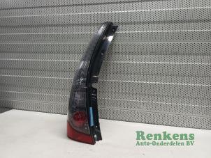 Used Taillight, left Mitsubishi Grandis (NA) 2.4 16V MIVEC Price on request offered by Renkens Auto-Onderdelen B.V.