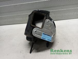 Used Air box Audi A4 Avant (B9) 2.0 TDI Ultra 16V Price on request offered by Renkens Auto-Onderdelen B.V.