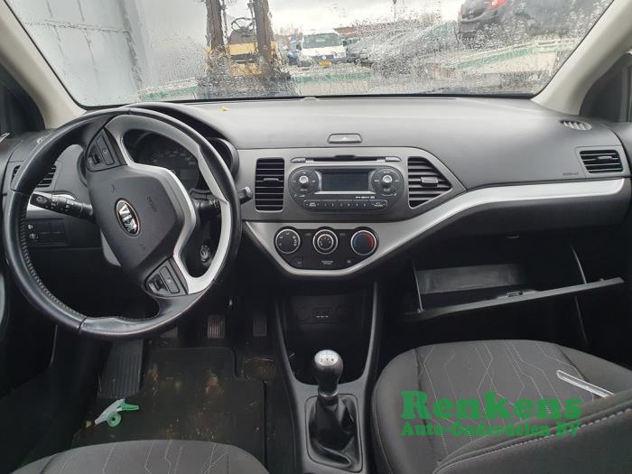 Airbag set + dashboard de un Kia Picanto (TA) 1.0 12V 2013
