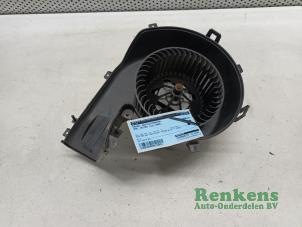 Used Heating and ventilation fan motor Opel Vectra C GTS 1.8 16V Price € 45,00 Margin scheme offered by Renkens Auto-Onderdelen B.V.