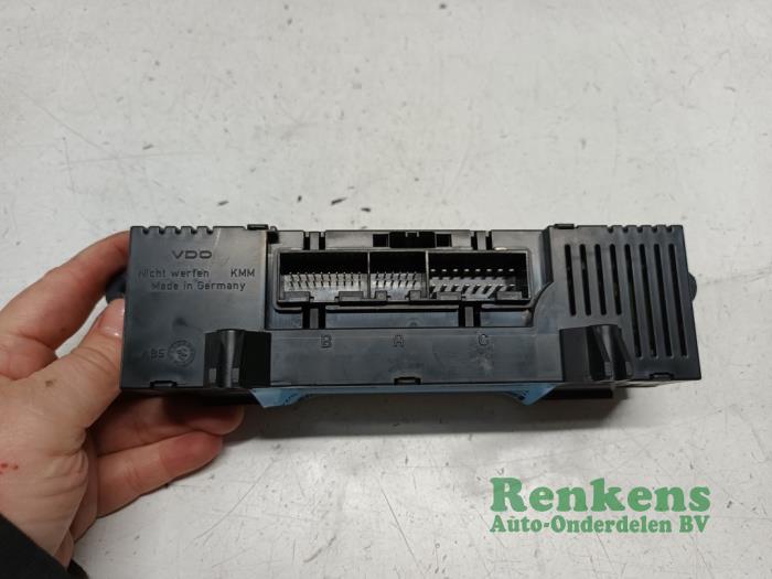 Heater control panel from a Seat Ibiza III (6L1) 1.4 16V 100 2006