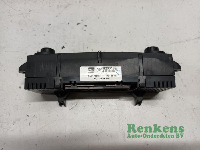 Heater control panel from a Seat Ibiza III (6L1) 1.4 16V 100 2006