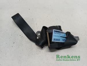 Used Rear seatbelt, right Nissan Micra (K12) 1.2 16V Price € 25,00 Margin scheme offered by Renkens Auto-Onderdelen B.V.