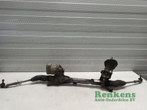 Used Power steering box Ford Focus 3 Wagon 1.0 Ti-VCT EcoBoost 12V 125 Price on request offered by Renkens Auto-Onderdelen B.V.