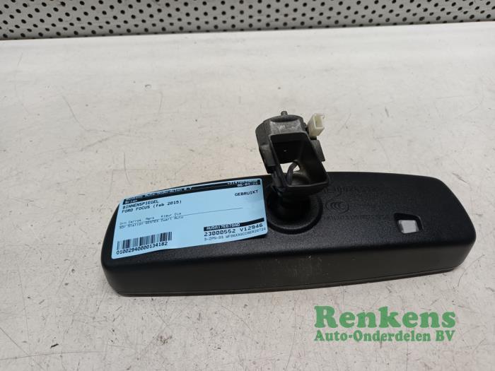 Rear view mirror from a Ford Focus 3 Wagon 1.0 Ti-VCT EcoBoost 12V 125 2015