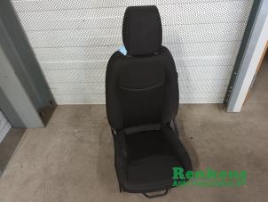 Used Seat, left Opel Karl 1.0 12V Price € 100,00 Margin scheme offered by Renkens Auto-Onderdelen B.V.