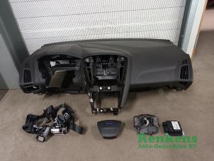 Usados Juego y módulo de airbag Ford Focus 3 Wagon 1.5 TDCi Precio de solicitud ofrecido por Renkens Auto-Onderdelen B.V.