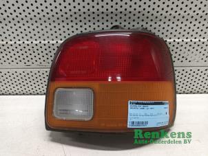 Gebrauchte Rücklicht rechts Daihatsu Cuore (L501) 850,Domino Preis € 25,00 Margenregelung angeboten von Renkens Auto-Onderdelen B.V.