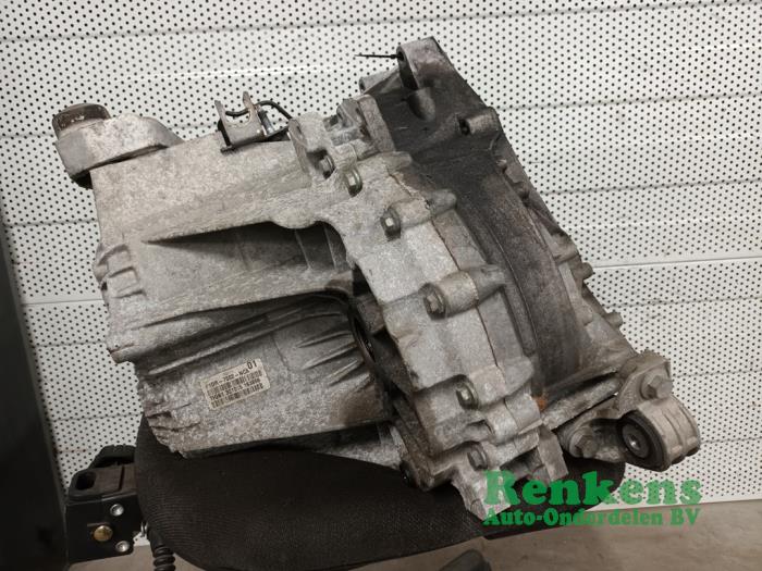 Gearbox from a Ford Grand C-Max (DXA)  2016