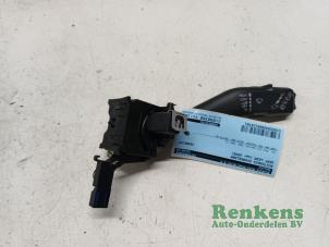 Usados Interruptor de limpiaparabrisas Seat Leon (1P1) 1.4 TSI 16V Precio € 20,00 Norma de margen ofrecido por Renkens Auto-Onderdelen B.V.