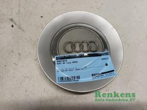 Used Hub cap Audi A6 (C6) 2.4 V6 24V Price € 15,00 Margin scheme offered by Renkens Auto-Onderdelen B.V.