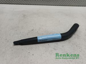 Used Rear wiper arm Mitsubishi Colt (Z2/Z3) 1.1 12V Price € 15,00 Margin scheme offered by Renkens Auto-Onderdelen B.V.