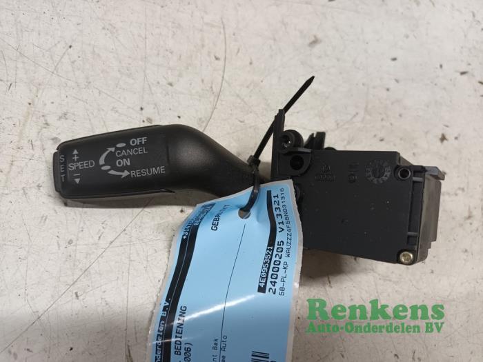 Usagé Commande régulateur de vitesse Audi A6 (C6) 2.4 V6 24V Prix € 15,00 Règlement à la marge proposé par Renkens Auto-Onderdelen B.V.