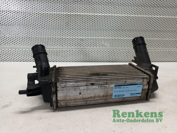 Usados Intercooler Ford Tourneo Courier (JU2) 1.0 Ti-VCT EcoBoost 12V Precio € 75,00 Norma de margen ofrecido por Renkens Auto-Onderdelen B.V.