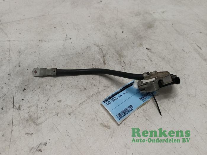 Begagnade Batterisensor Ford Tourneo Courier (JU2) 1.0 Ti-VCT EcoBoost 12V Pris € 15,00 Marginaltabell erbjuds av Renkens Auto-Onderdelen B.V.