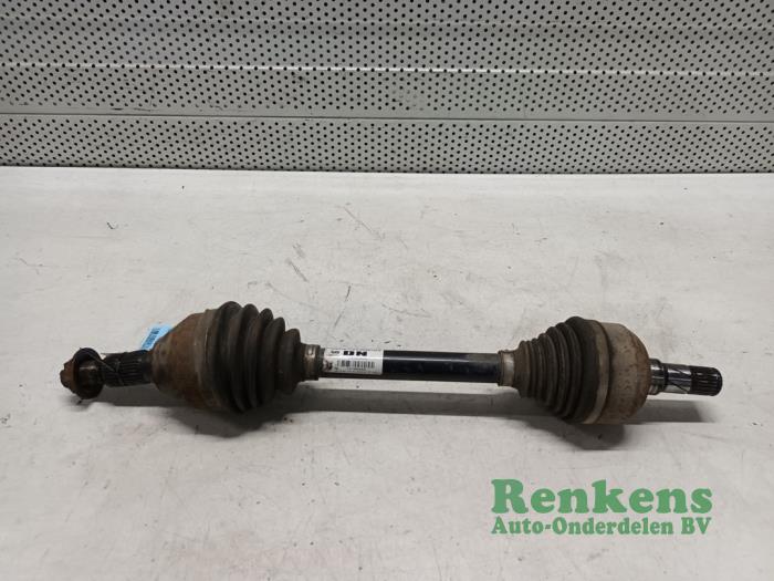 Usagé Cardan gauche (transmission) Opel Astra J (PC6/PD6/PE6/PF6) 1.7 CDTi 16V 125 Prix € 50,00 Règlement à la marge proposé par Renkens Auto-Onderdelen B.V.