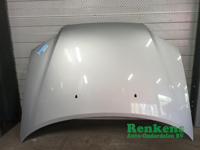 Używane Maska Chevrolet Kalos (SF48) 1.2 Cena € 70,00 Procedura marży oferowane przez Renkens Auto-Onderdelen B.V.