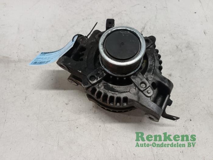 Gebrauchte Dynamo Toyota Avensis Wagon (T27) 2.2 16V D-4D-F 180 Preis € 60,00 Margenregelung angeboten von Renkens Auto-Onderdelen B.V.