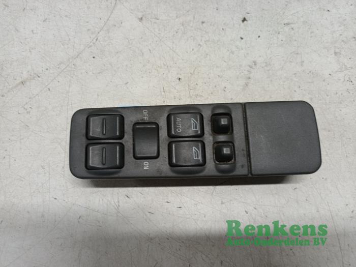 Usados Interruptor de ventanilla eléctrica Volvo V40 (VW) 1.9 16V T4 Precio € 25,00 Norma de margen ofrecido por Renkens Auto-Onderdelen B.V.