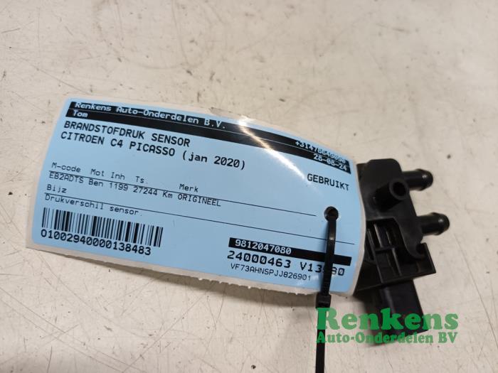 Begagnade Bränsletryckssensor Citroen C4 Spacetourer (3D/3E) 1.2 12V PureTech 130 Pris € 25,00 Marginaltabell erbjuds av Renkens Auto-Onderdelen B.V.