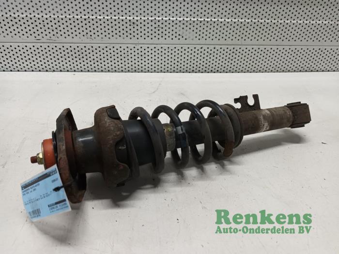 Używane Amortyzator prawy tyl Austin Mini Open (R52) 1.6 16V Cooper S Cena € 50,00 Procedura marży oferowane przez Renkens Auto-Onderdelen B.V.