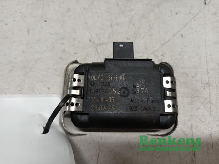 Begagnade Regnsensor Volvo S40 (MS) 2.4 20V Pris € 20,00 Marginaltabell erbjuds av Renkens Auto-Onderdelen B.V.