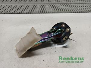 Bensinpump från en Honda Civic (EG/EH) 1.5 DXi,LSi 16V 1996