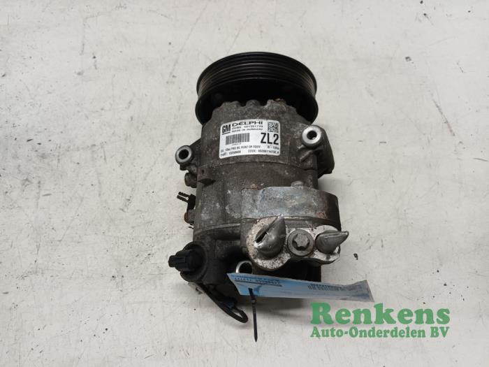 Pompe clim d'un Opel Meriva 1.4 Turbo 16V ecoFLEX 2011
