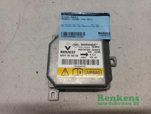 Usados Módulo de Airbag Renault Twingo II (CN) 1.2 Precio € 70,00 Norma de margen ofrecido por Renkens Auto-Onderdelen B.V.