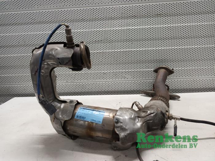 Gebrauchte Katalysator Ford Grand C-Max (DXA) 2.0 TDCi 16V Preis auf Anfrage angeboten von Renkens Auto-Onderdelen B.V.