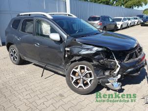 Usagé Vitre portière 4portes avant droite Dacia Duster (SR) 1.0 TCE 12V Prix sur demande proposé par Renkens Auto-Onderdelen B.V.
