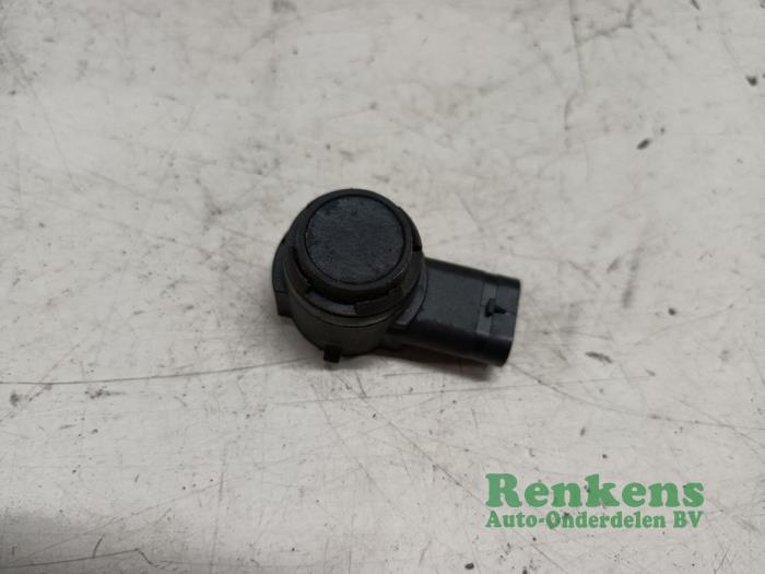 Usados Sensor PDC Dacia Duster (SR) 1.0 TCE 12V Precio € 20,00 Norma de margen ofrecido por Renkens Auto-Onderdelen B.V.
