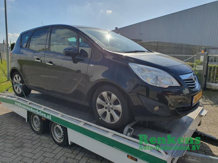 Porte avant droite d'un Opel Meriva 1.4 Turbo 16V ecoFLEX 2011